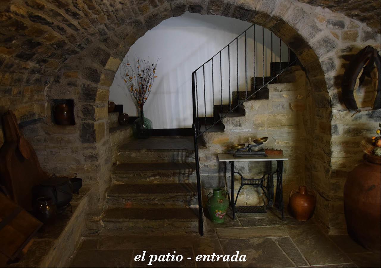Casa Dueso Hotel El Pueyo de Araguas Exterior photo